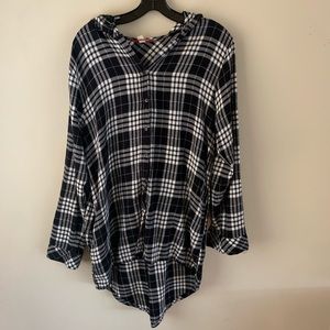 Plaid oversized shirt